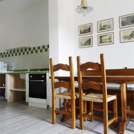 Ca Bossa Lemna Nyaraló Faggeto Lario